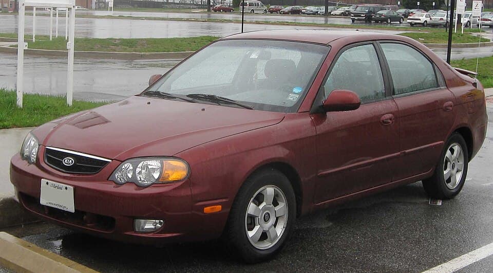 Kia Mentor