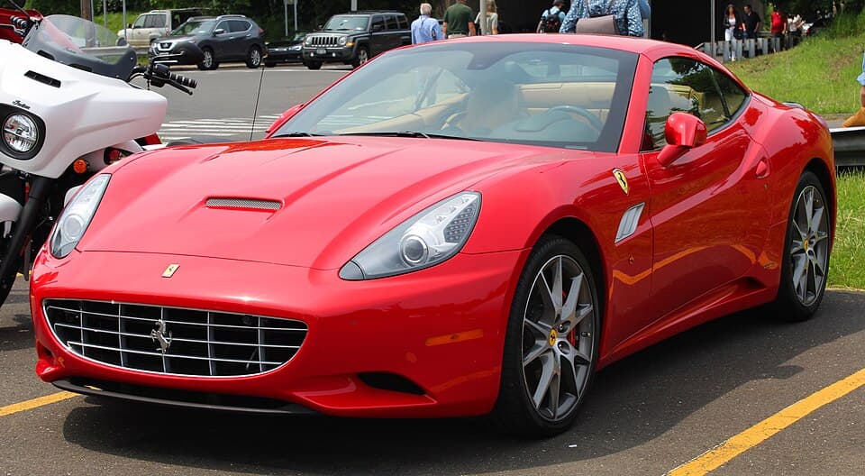 Ferrari California / California T