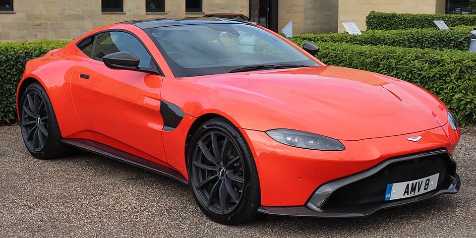 Aston Martin Vantage (2024)