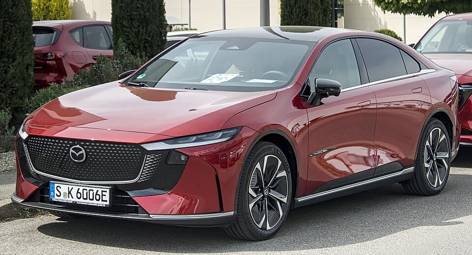 Mazda Mazda6e (EZ-6)